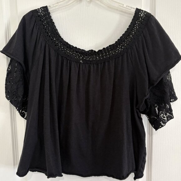H.I.P. Nordstrom Lace Crochet Layered Top Off Shoulder Black Size 1X Worn Once - Picture 4 of 7